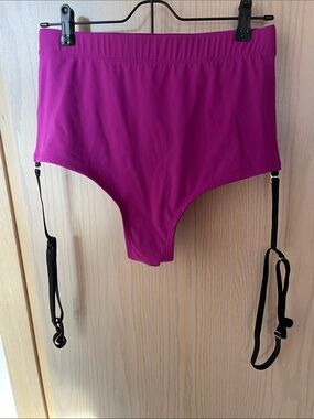 High Waisted Magenta Pole bottoms